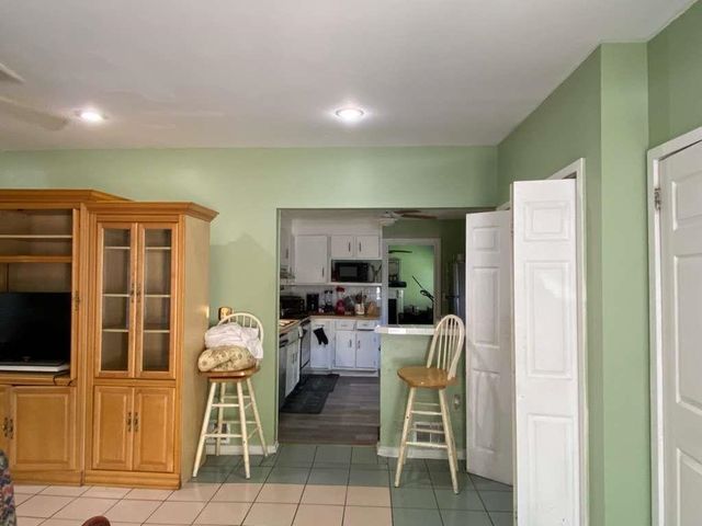 14 Pasadena Avenue, Greenvile, SC 29605