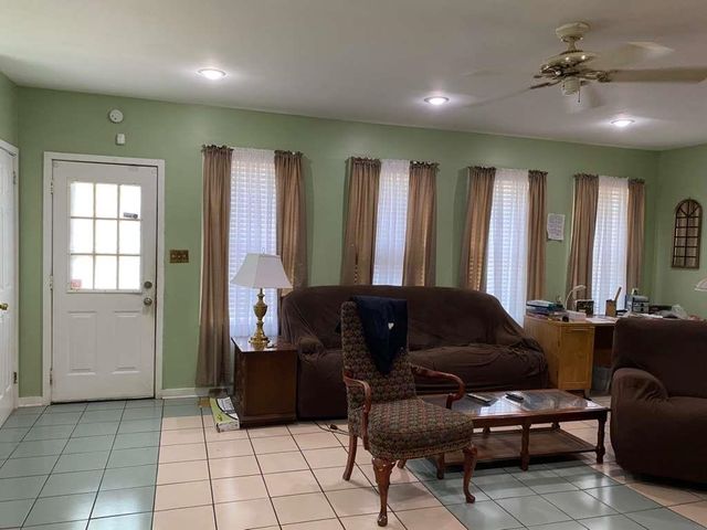 14 Pasadena Avenue, Greenvile, SC 29605