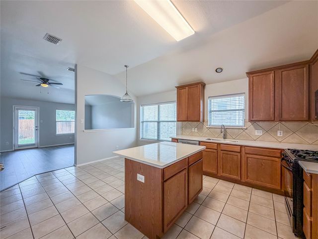 8540 Cactus Patch Way, Fort Worth, TX 76131