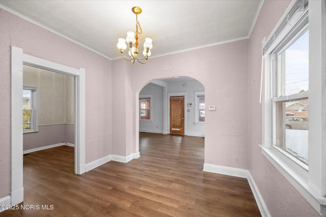 1821 Stahlwood Avenue, Toledo, OH 43613