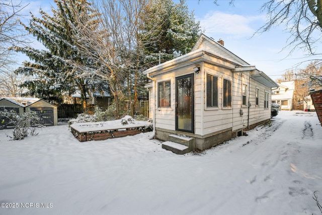 1821 Stahlwood Avenue, Toledo, OH 43613