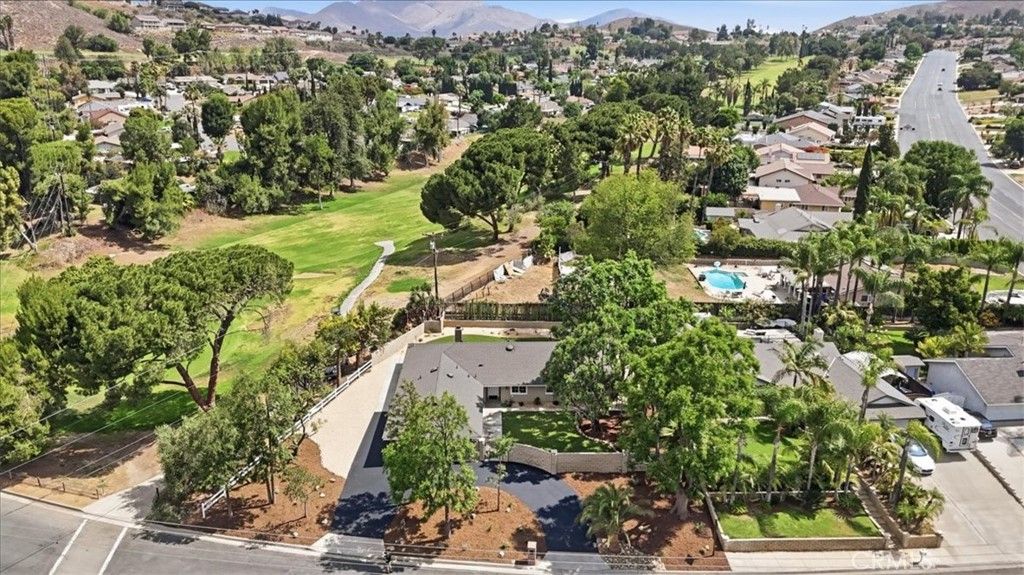 7831 LIVE OAK Drive, Jurupa Valley, CA 92509 — photo 5
