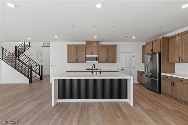 10489 Mountain Aster Avenue, Las Vegas, NV 89166