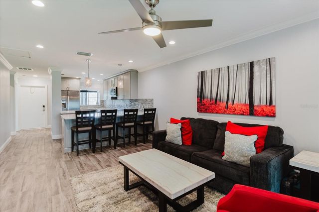 2073 SKIMMER COURT W 222, Clearwater, FL 33762