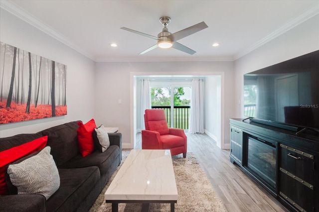 2073 SKIMMER COURT W 222, Clearwater, FL 33762