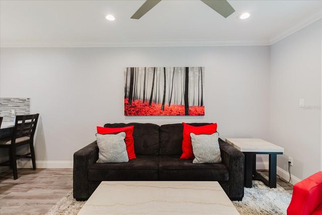 2073 SKIMMER COURT W 222, Clearwater, FL 33762