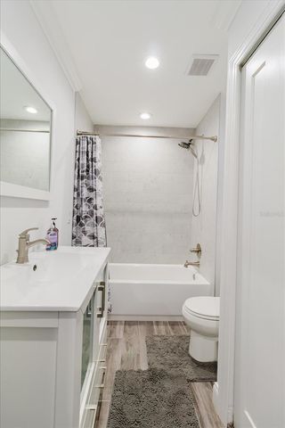 2073 SKIMMER COURT W 222, Clearwater, FL 33762