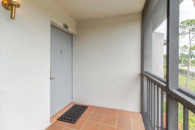 2073 SKIMMER COURT W 222, Clearwater, FL 33762