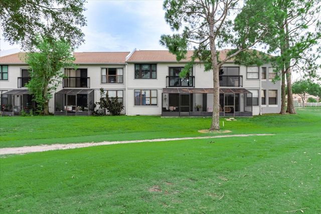 2073 SKIMMER COURT W 222, Clearwater, FL 33762
