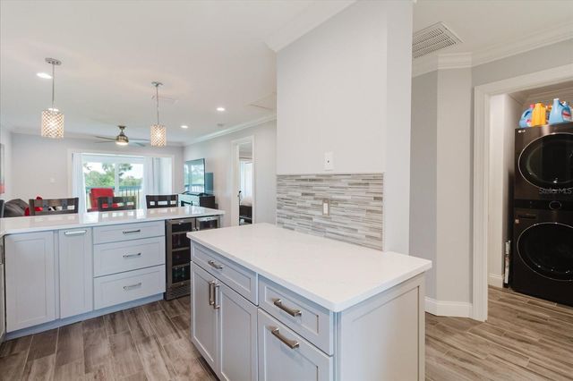 2073 SKIMMER COURT W 222, Clearwater, FL 33762
