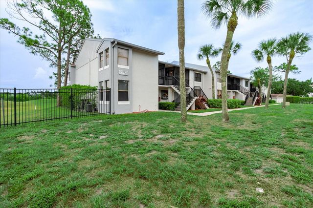 2073 SKIMMER COURT W 222, Clearwater, FL 33762