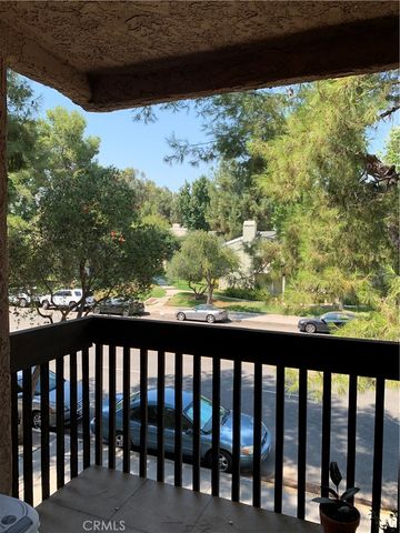 22100 Burbank, Woodland Hills, CA 91367