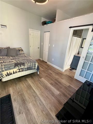 430 W Harrison Avenue, Clarksville, IN 47129