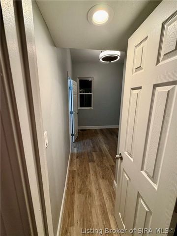 430 W Harrison Avenue, Clarksville, IN 47129