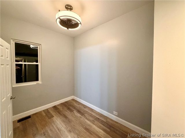 430 W Harrison Avenue, Clarksville, IN 47129