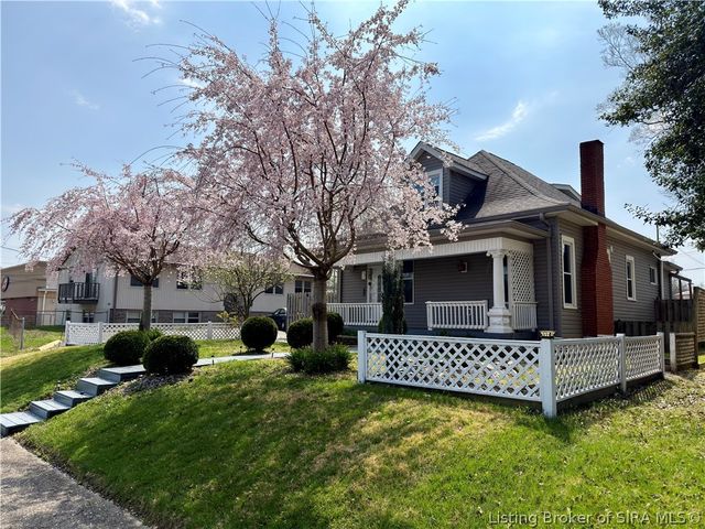 430 W Harrison Avenue, Clarksville, IN 47129