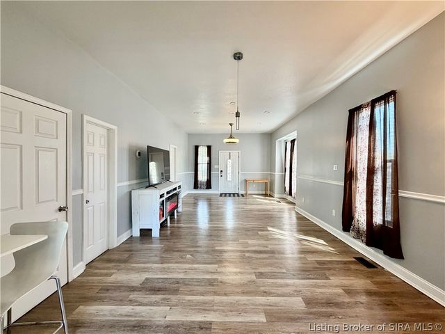 430 W Harrison Avenue, Clarksville, IN 47129