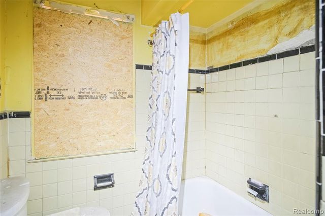 5259 Chatsworth, Detroit, MI 48224