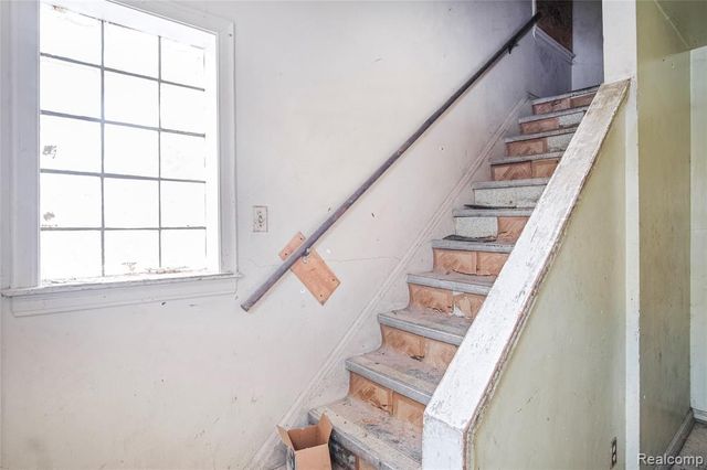 5259 Chatsworth, Detroit, MI 48224