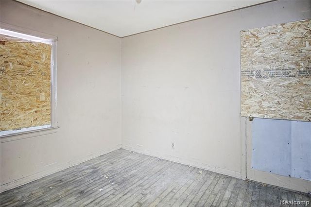 5259 Chatsworth, Detroit, MI 48224