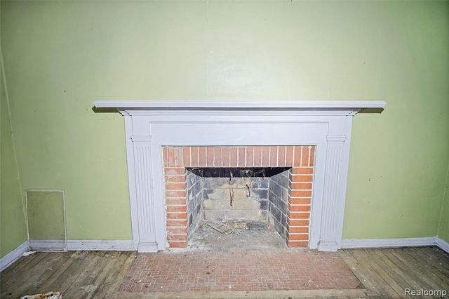 5259 Chatsworth, Detroit, MI 48224