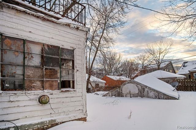 5259 Chatsworth, Detroit, MI 48224