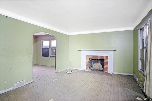 5259 Chatsworth, Detroit, MI 48224