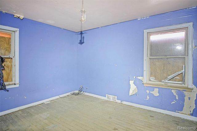 5259 Chatsworth, Detroit, MI 48224