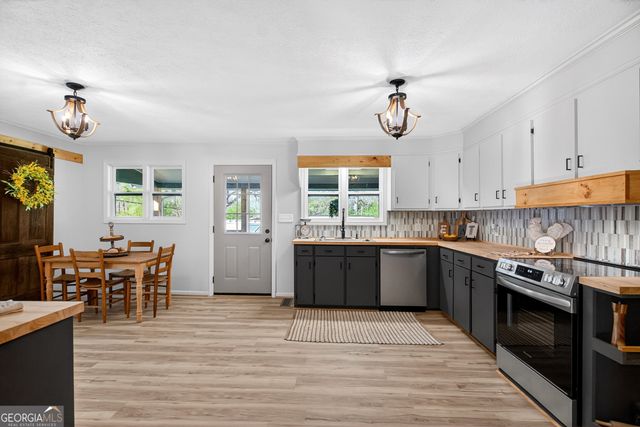 288 Bradfield Drive, Lagrange, GA 30240