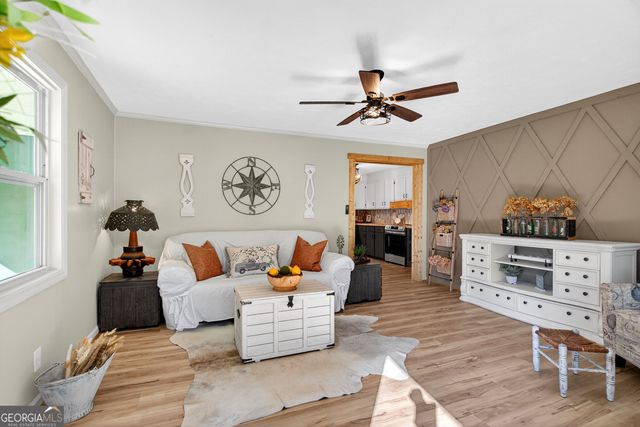 288 Bradfield Drive, Lagrange, GA 30240