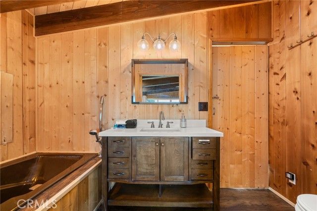 24251 Great View, Crestline, CA 92325