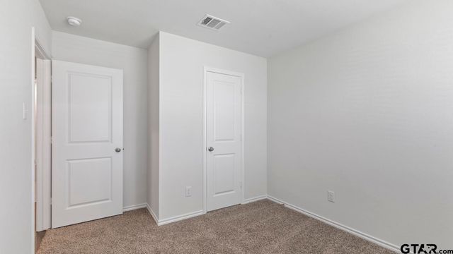 5032 Shumard Drive, Lindale, TX 75771