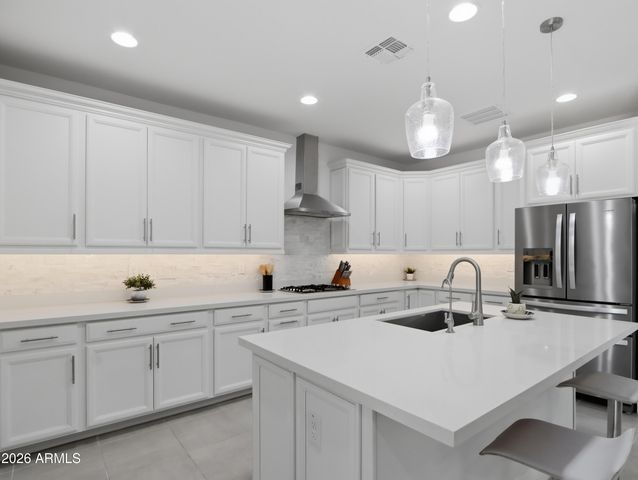 12125 W LUXTON Lane, Avondale, AZ 85323