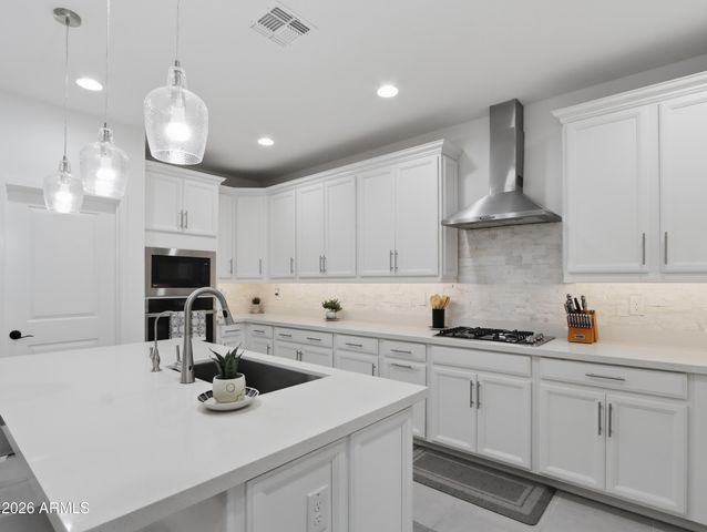 12125 W LUXTON Lane, Avondale, AZ 85323