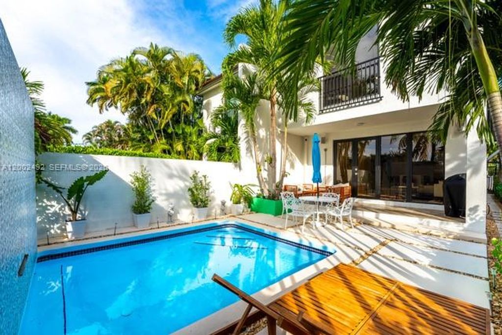 2766 SW 33rd Ave 2766, Miami, FL 33133