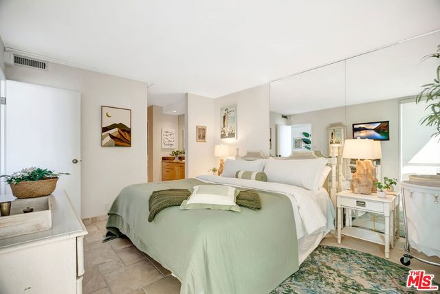 1750 E Ocean Boulevard 704, Long Beach, CA 90802