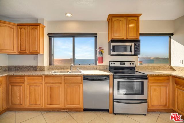 1750 E Ocean Boulevard 704, Long Beach, CA 90802