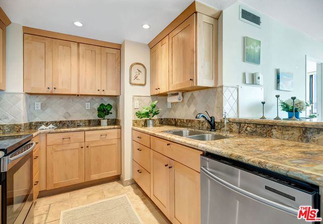 1750 E Ocean Boulevard 704, Long Beach, CA 90802