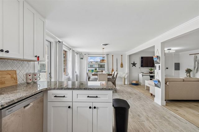 403 63RD STREET, Holmes Beach, FL 34217