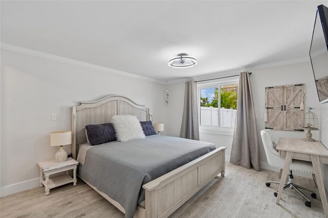 403 63RD STREET, Holmes Beach, FL 34217