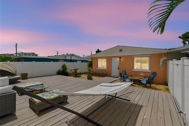 403 63RD STREET, Holmes Beach, FL 34217