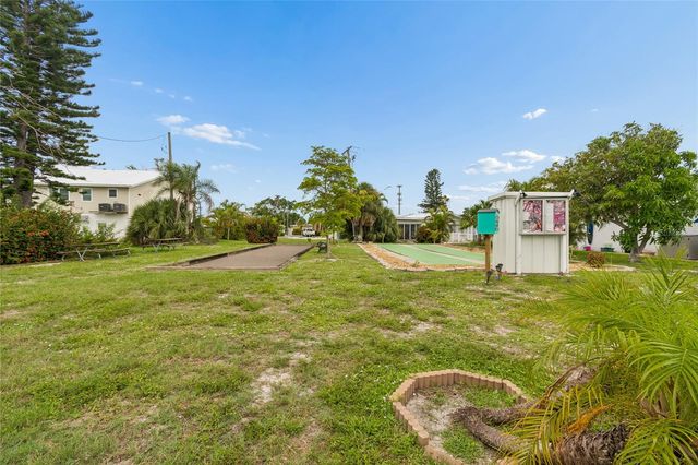 403 63RD STREET, Holmes Beach, FL 34217