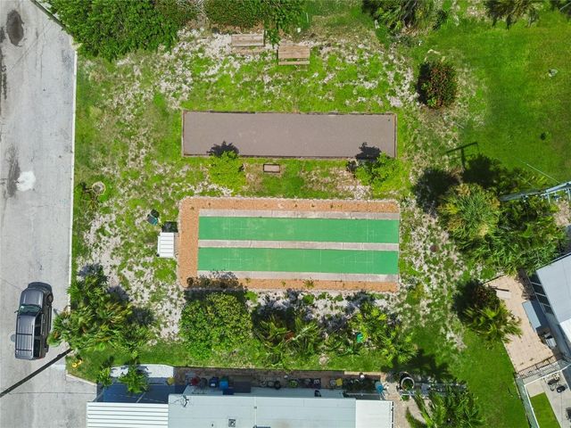 403 63RD STREET, Holmes Beach, FL 34217