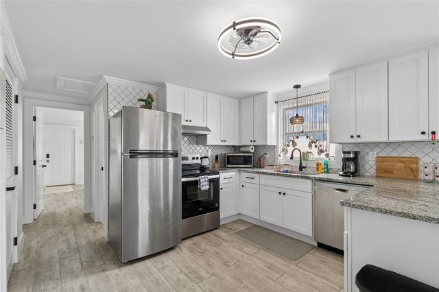 403 63RD STREET, Holmes Beach, FL 34217