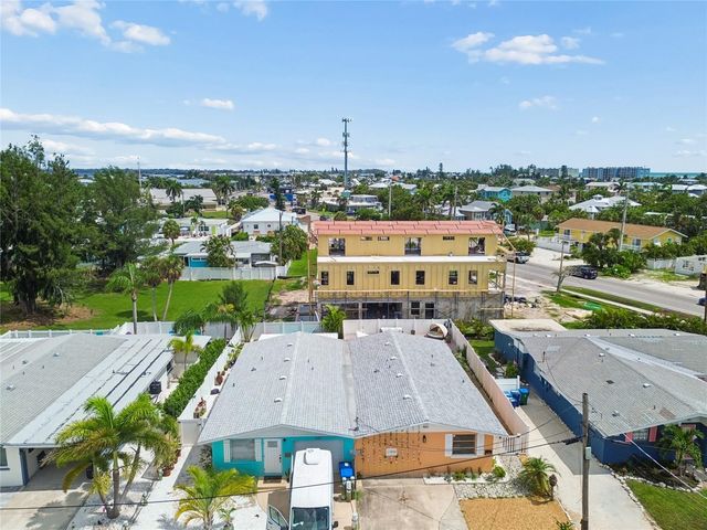 403 63RD STREET, Holmes Beach, FL 34217