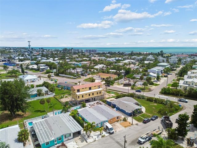403 63RD STREET, Holmes Beach, FL 34217
