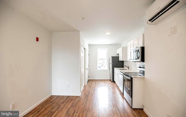 2626 RIDGE AVE, Philadelphia, PA 19121