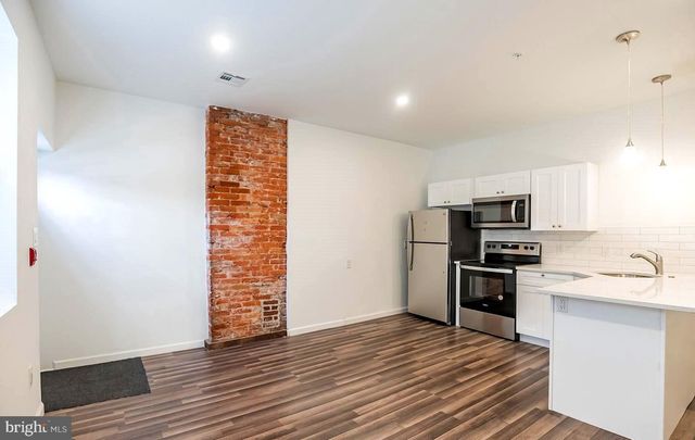 2626 RIDGE AVE, Philadelphia, PA 19121