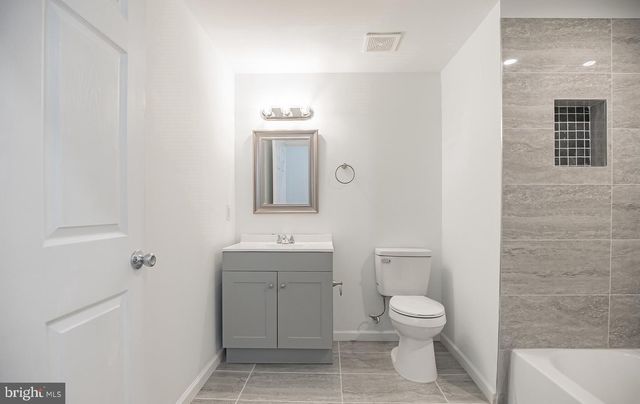 2626 RIDGE AVE, Philadelphia, PA 19121