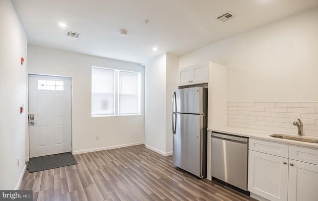 2626 RIDGE AVE, Philadelphia, PA 19121